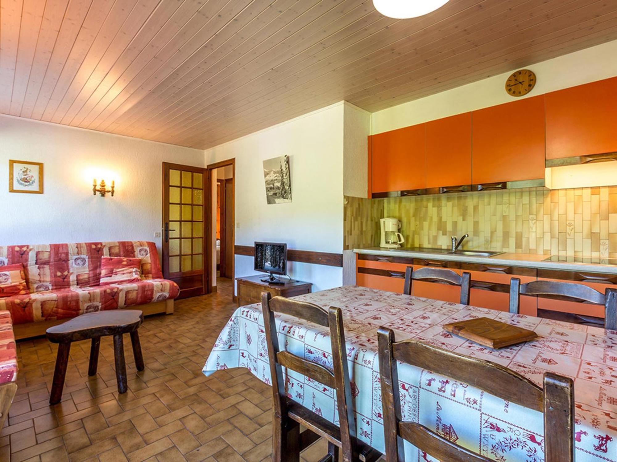 Rez De Chalet Calme Avec Terrasse - 2 Chambres, Proche Pistes A La Clusaz - Fr-1-437-10 מראה חיצוני תמונה